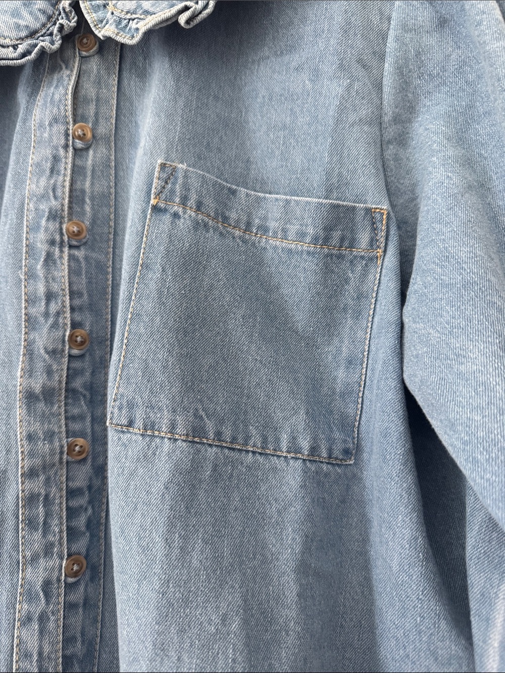 NWT! ✨ INDUSTRY Light Blue Denim Button-Down Shirt with Ruffle Collar - Picture 4 of 5